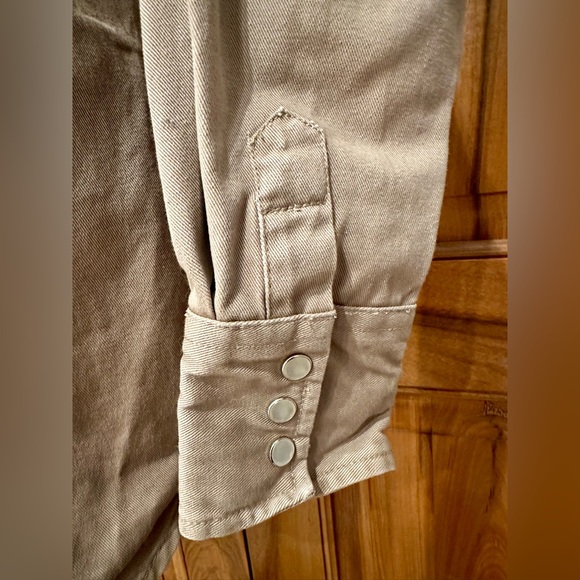 Walls - Thick Canvas Western-Cut Snap-Down Jac-Shirt, EUC 16 1/2 X-Long - Picture 3 of 13